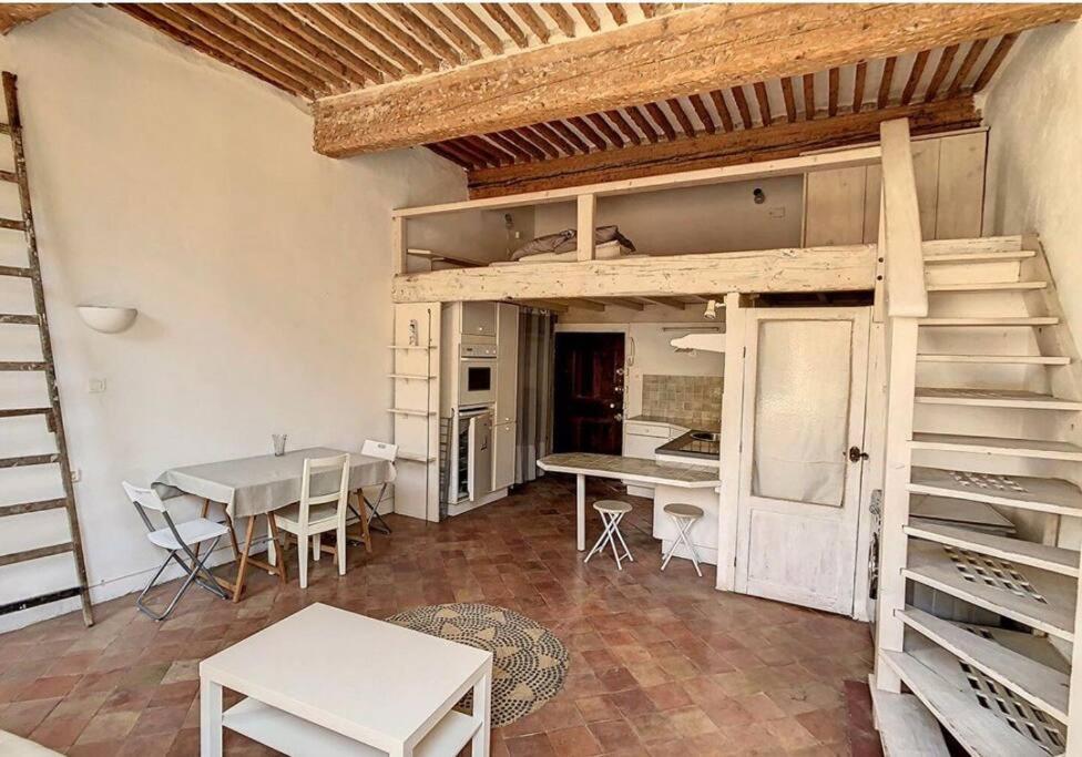Appartement De Charme Au Coeur D'Aix Aix-en-Provence Esterno foto
